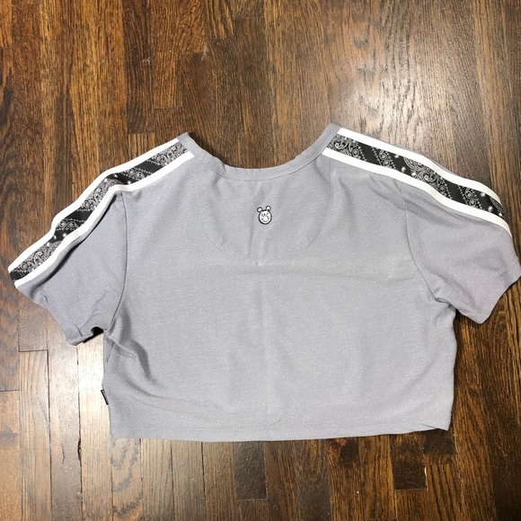 Converse Miley Cyrus Cropped Glitter Track T-Shirt - Picture 4 of 7